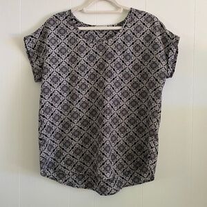 Pleione lightweight made in USA Pleione hi low hem blouse size M